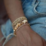 Armband aus Pailletten Kette in plated Gold und Silber – Bild 4