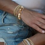 Armband aus Pailletten Kette in plated Gold und Silber – Bild 3