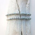 Feines Armband im Glas-metallic Perlen Mix – Bild 3