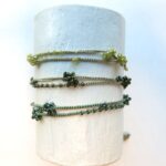 Doppeltes Häkel Armband mit metallic Perlen – Bild 5